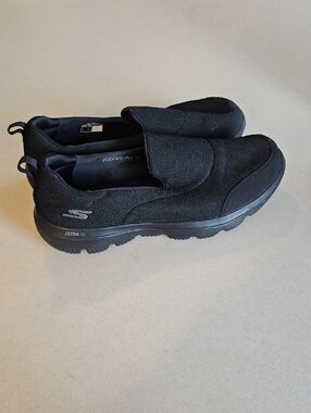 Skechers Gowalk Black Slip Ons